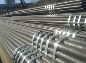 Tubo de acero sin costura estirado en frío para aplicaciones de precisión.